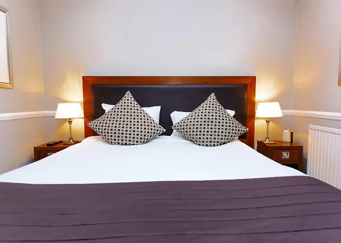 Hatton Court Hotel